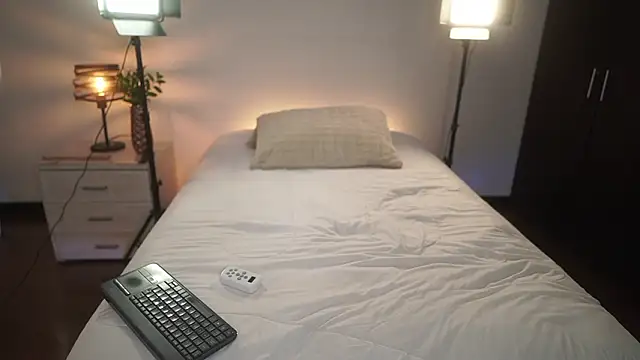 ximena cortez 03 online show from March 14, 10:26 pm