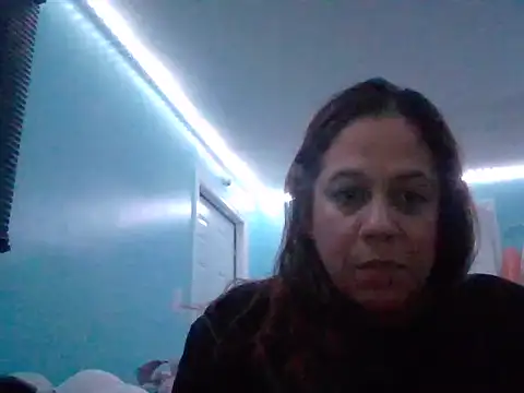 PrettyKittyMia online show from September 13, 11:59 pm