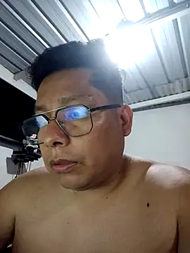 Snapshot of Napoleon246 chatting on October 26, 1:11 am Napoleon246 online show from October 26, 1:11 am