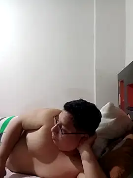 Snapshot of Napoleon246 chatting on October 29, 4:15 am Napoleon246 online show from October 29, 4:15 am