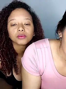 Snapshot of MelanyAndRizosss chatting on November 21, 2:54 am MelanyAndRizosss online show from November 21, 2:54 am