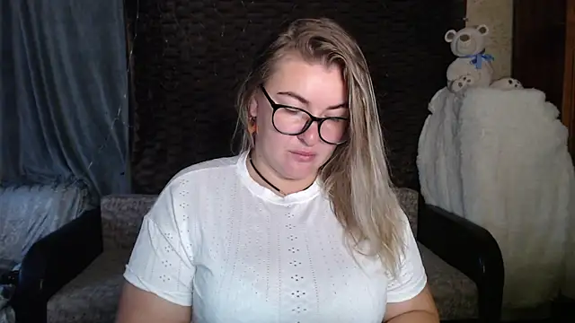 NikaSkylink online show from October 20, 3:51 am