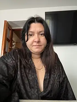 Liza Will online show from November 18, 6:18 am