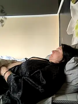 Liza Will online show from November 27, 7:32 am