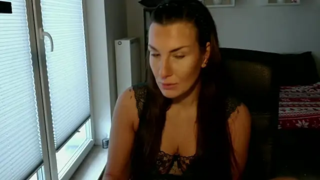 DonnaAmore online show from January 12, 10:42 am