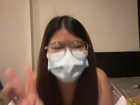 Snapshot of sweetguay9871 chatting on February 22, 2:37 pm sweetguay9871 online show from February 22, 2:37 pm