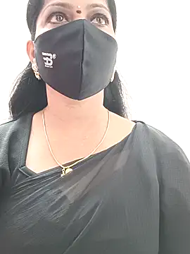 Snapshot of shivani27 chatting on October 9, 7:39 am shivani27 online show from October 9, 7:39 am