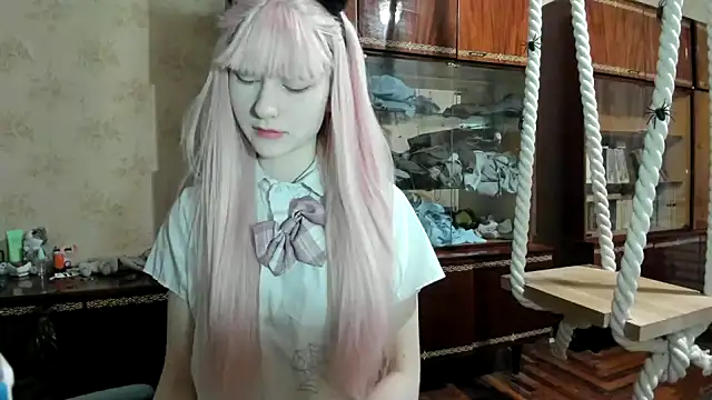 kioshi kiss online show from October 31, 3:13 pm