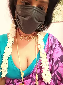 Snapshot of sana-99 chatting on October 4, 1:58 am sana-99 online show from October 4, 1:58 am