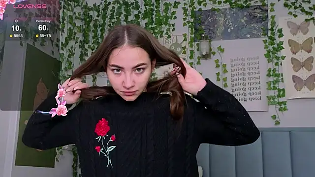 Ashley Pierce online show from December 4, 4:11 am