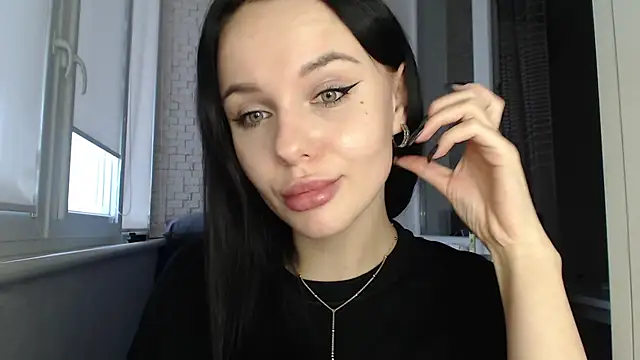 Blair Yates online show from October 20, 2:39 pm