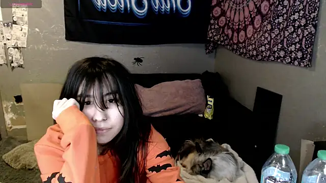 London Ray online show from October 11, 7:51 am