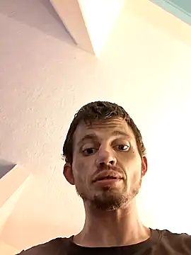 Snapshot of areyouseriousss chatting on December 21, 8:49 pm areyouseriousss online show from December 21, 8:49 pm