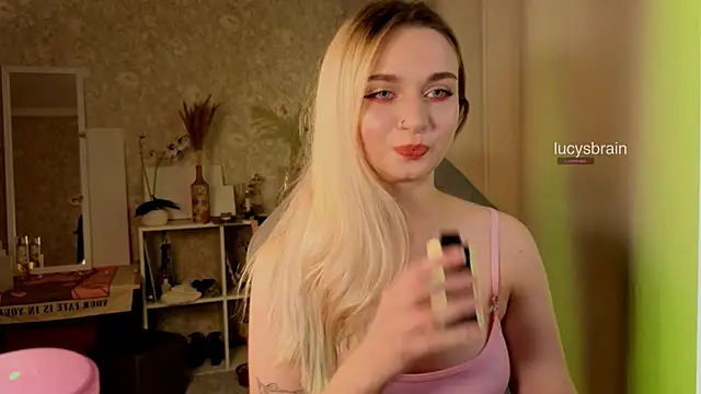 Lucyinthesheets online show from October 23, 6:06 pm