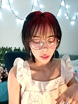 Snapshot of dolliette24 chatting on November 12, 6:03 am dolliette24 online show from November 12, 6:03 am