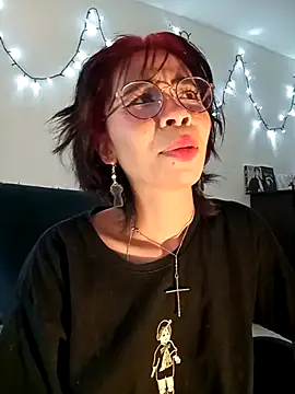 Snapshot of dolliette24 chatting on November 13, 4:11 am dolliette24 online show from November 13, 4:11 am