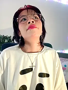 Snapshot of dolliette24 chatting on November 13, 9:14 pm dolliette24 online show from November 13, 9:14 pm