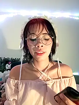 Snapshot of dolliette24 chatting on November 16, 9:20 pm dolliette24 online show from November 16, 9:20 pm