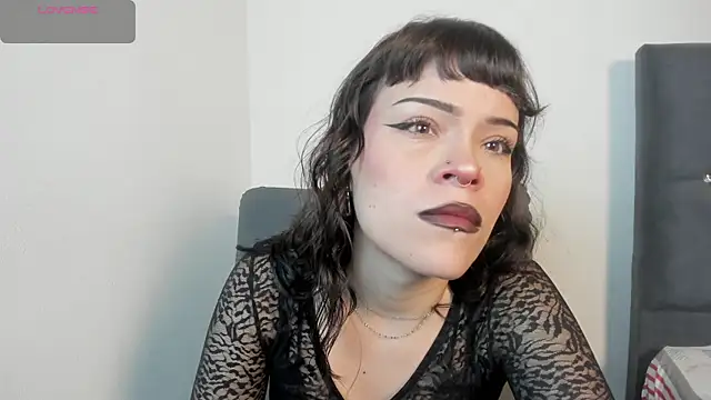 Snapshot of Seijacu chatting on December 3, 8:07 pm Seijacu online show from December 3, 8:07 pm