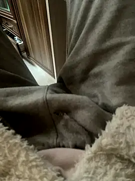 darksagax1 online show from November 18, 10:41 am