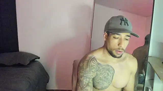 ThiagoLugo online show from October 16, 5:41 am