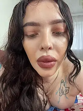 Hannah xBaby online show from November 23, 9:53 am