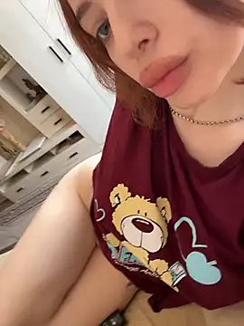 Hannah xBaby online show from April 5, 8:33 am