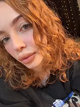 Hannah xBaby online show from April 21, 10:10 am