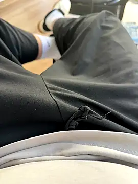 Snapshot of Mrdim26 chatting on October 15, 8:58 am Mrdim26 online show from October 15, 8:58 am