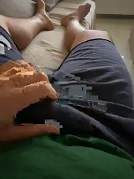 Snapshot of Mrdim26 chatting on October 29, 8:49 am Mrdim26 online show from October 29, 8:49 am