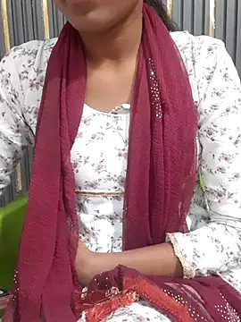 Snapshot of AnkitaDevi chatting on November 10, 4:55 am AnkitaDevi online show from November 10, 4:55 am