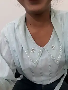 Snapshot of AnkitaDevi chatting on December 19, 7:59 am AnkitaDevi online show from December 19, 7:59 am