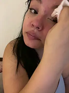 Snapshot of Emily_Taylor2 chatting on September 18, 2:57 am Emily Taylor2 online show from September 18, 2:57 am