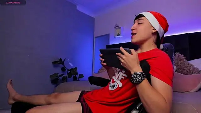 Snapshot of Ares_di_martin chatting on December 3, 2:15 pm Ares di martin online show from December 3, 2:15 pm