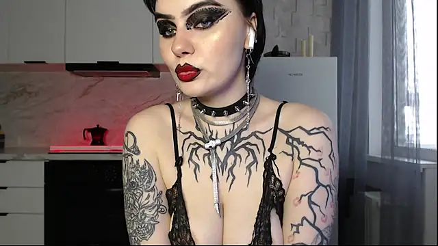 IntrigueYourDay online show from April 10, 9:25 am