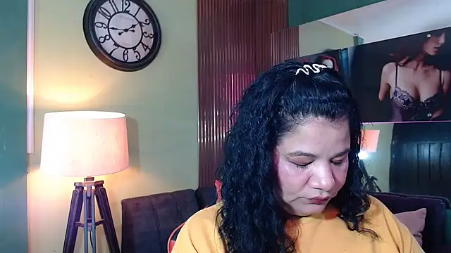 Snapshot of May_fk chatting on November 22, 4:44 am May fk online show from November 22, 4:44 am