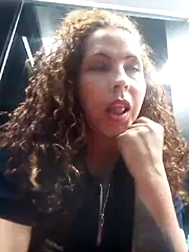 Snapshot of Yanis_Ariel12 chatting on December 3, 12:25 pm Yanis Ariel12 online show from December 3, 12:25 pm