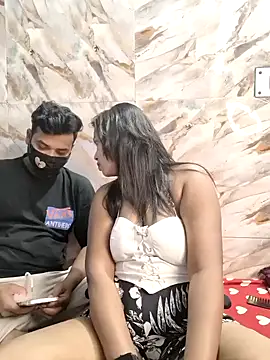 hornyzinia123 online show from December 17, 3:01 am