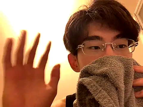 Snapshot of kurusu46 chatting on October 19, 11:44 am kurusu46 online show from October 19, 11:44 am