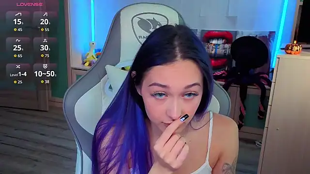 Snapshot of Im_suka chatting on November 1, 4:03 am Im suka online show from November 1, 4:03 am