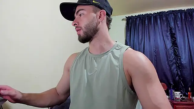 MaxDell online show from November 15, 8:38 pm