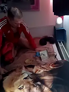 Snapshot of Wilsonn86 chatting on December 4, 10:24 am Wilsonn86 online show from December 4, 10:24 am