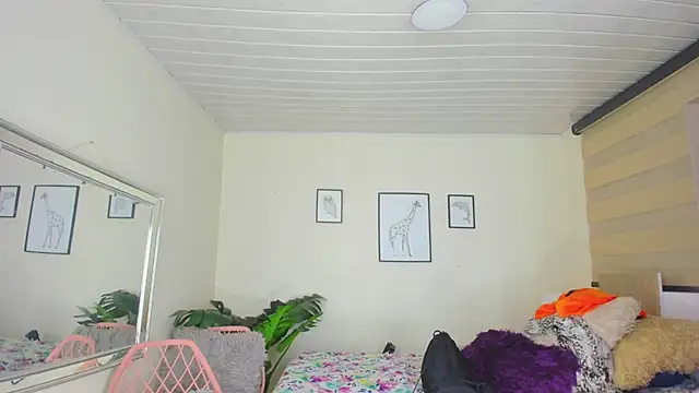 LusyKitty online show from October 15, 3:01 pm