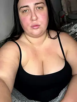 Snapshot of roxey-1997 chatting on October 21, 9:37 pm roxey-1997 online show from October 21, 9:37 pm