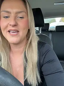 Charleigh xx online show from October 10, 3:00 pm