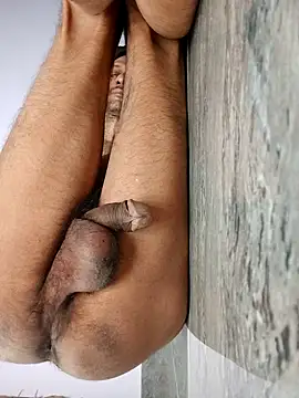 Snapshot of monster-dickk chatting on October 30, 4:25 am monster-dickk online show from October 30, 4:25 am