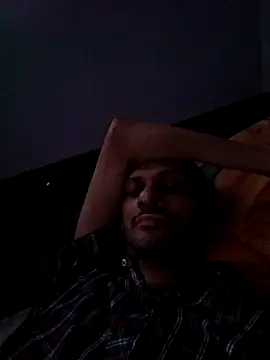 Snapshot of monster-dickk chatting on December 3, 11:19 am monster-dickk online show from December 3, 11:19 am