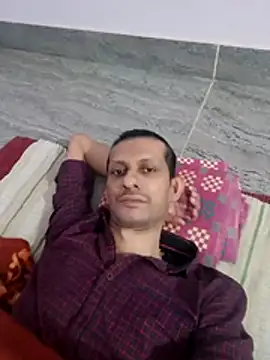 Snapshot of monster-dickk chatting on December 14, 4:23 pm monster-dickk online show from December 14, 4:23 pm