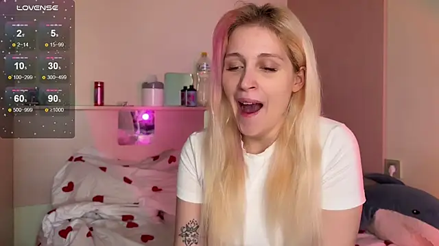  Annabel Myr  online show from October 8, 11:41 am