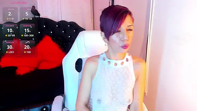 Trinityy   online show from November 17, 6:03 pm